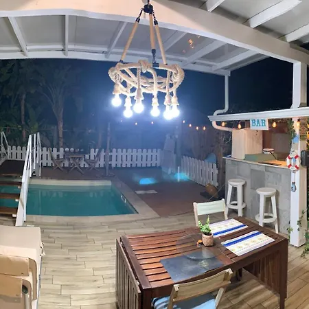 L'oasi Di Franco Bed & Breakfast 3*